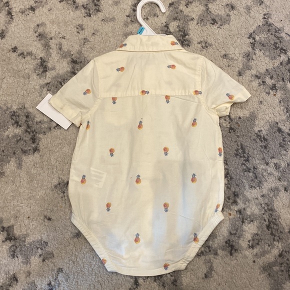 Button up, onesie - Picture 4 of 5